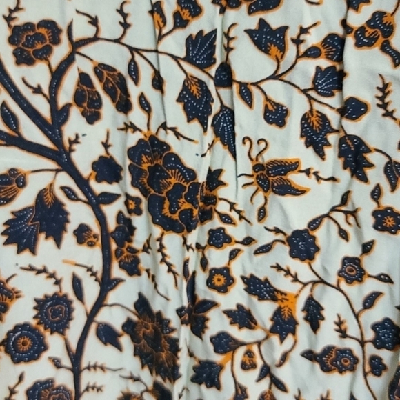 Womens Scarf/wrap beautiful fall colors Unbranded 22x76" GUC - Picture 2 of 6